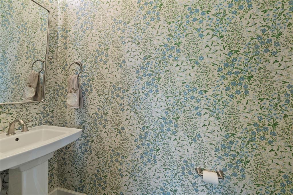 Lake Mary, Florida, 32746, United States, 4 Bedrooms Bedrooms, ,5 BathroomsBathrooms,Residential,For Sale,1998776