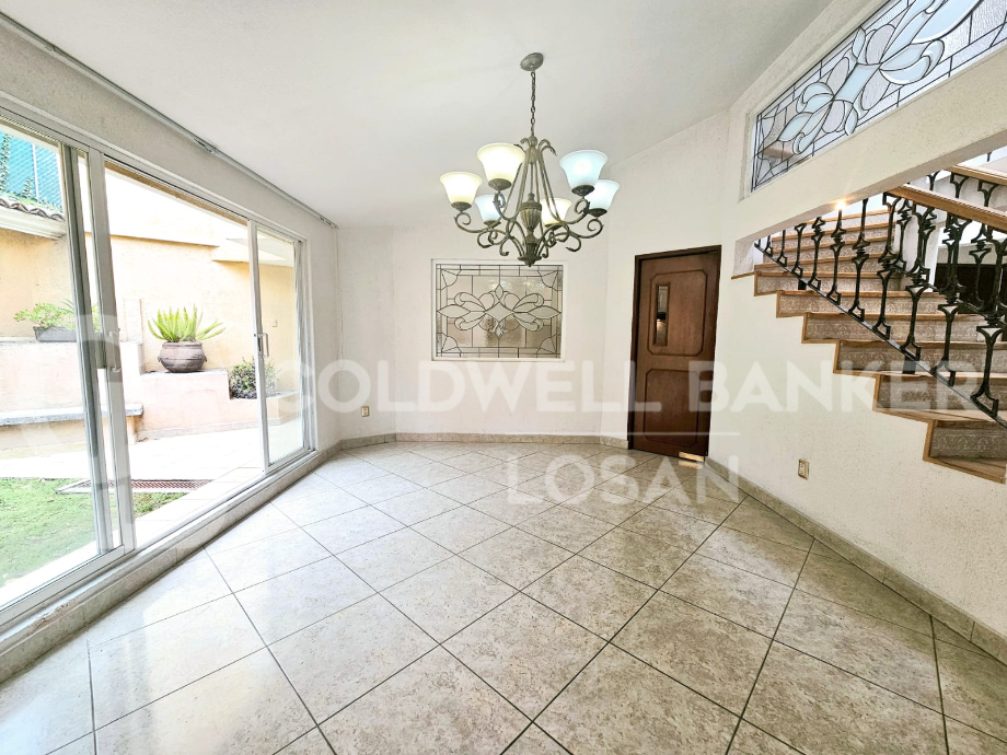 Naucalpan de Juárez, Estado de méxico, 53100, Mexico, 3 Bedrooms Bedrooms, ,4 BathroomsBathrooms,Residential,For Sale,1687508