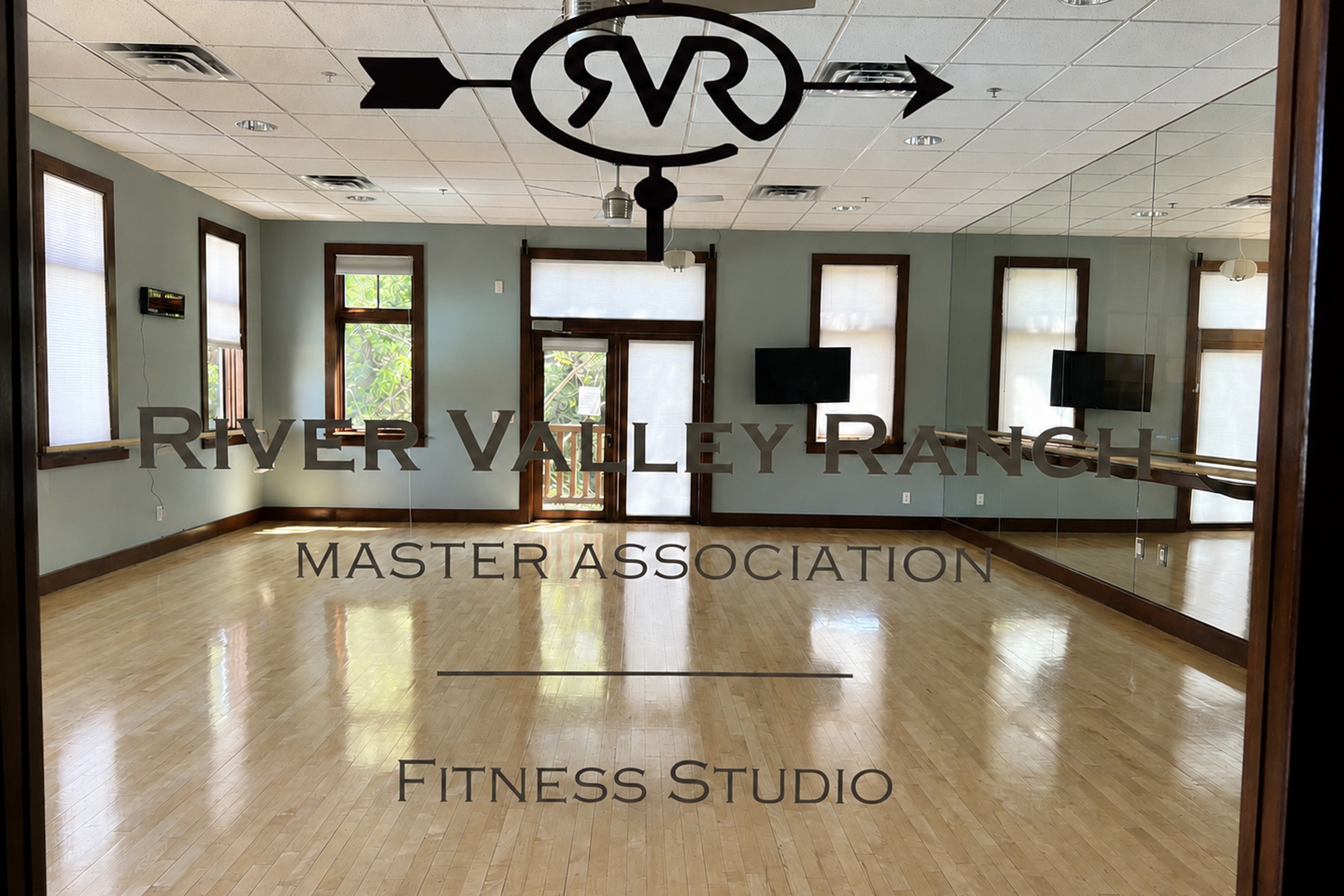  Elevated Comfort and Light-Filled Living in the Heart of River Valley Ranch - 物件實景