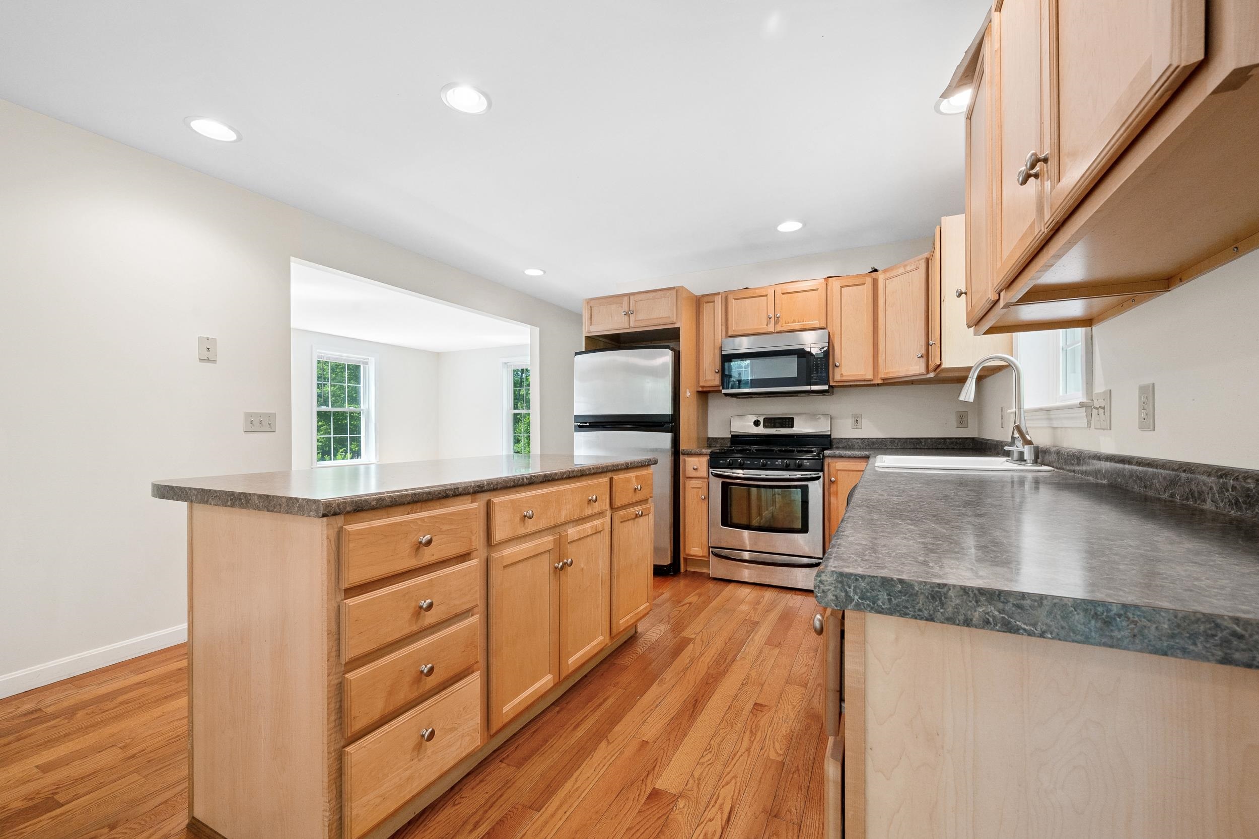 Conway, New Hampshire, 03813, United States, 3 Bedrooms Bedrooms, ,2 BathroomsBathrooms,Residential,For Sale,1906955