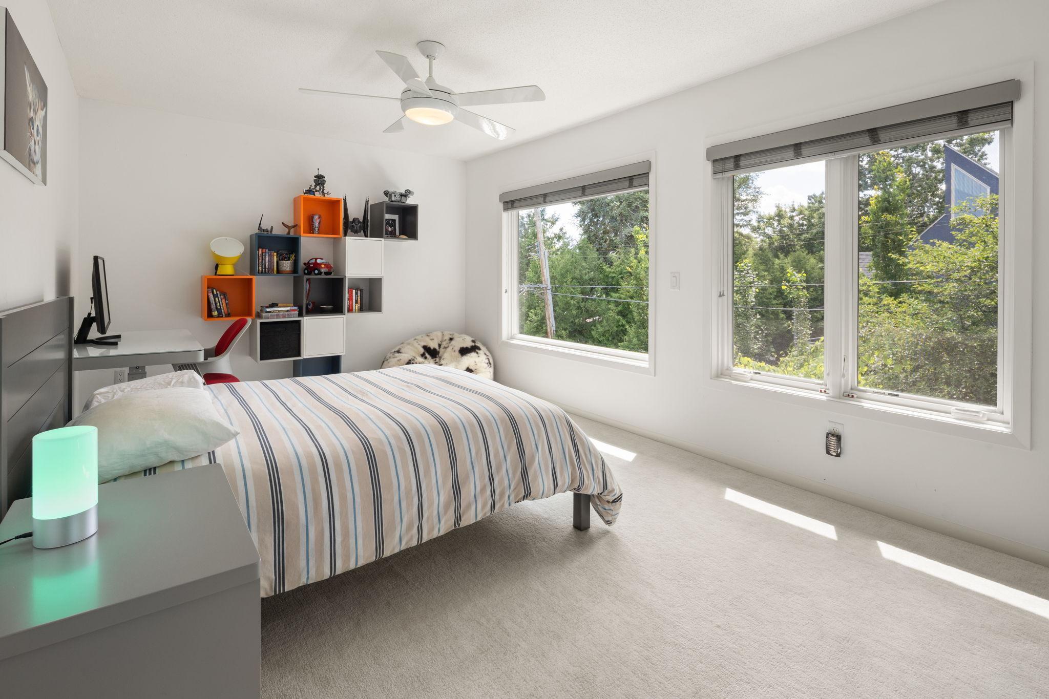 Minneapolis, Minnesota, 55410, United States, 4 Bedrooms Bedrooms, ,2 BathroomsBathrooms,Residential,For Sale,1805431