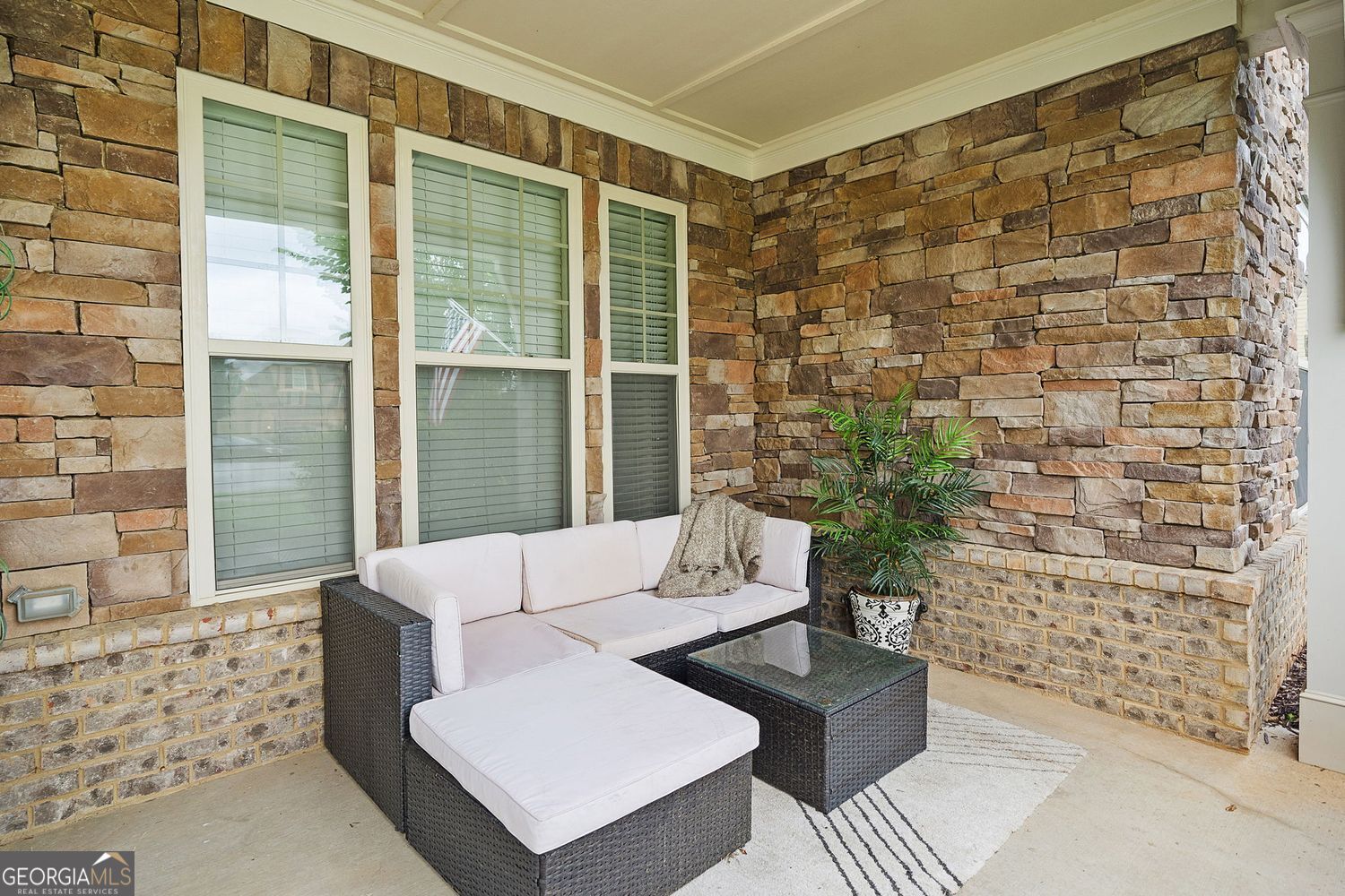 Kennesaw, Georgia, 30152, United States, 5 Bedrooms Bedrooms, ,4 BathroomsBathrooms,Residential,For Sale,1859019