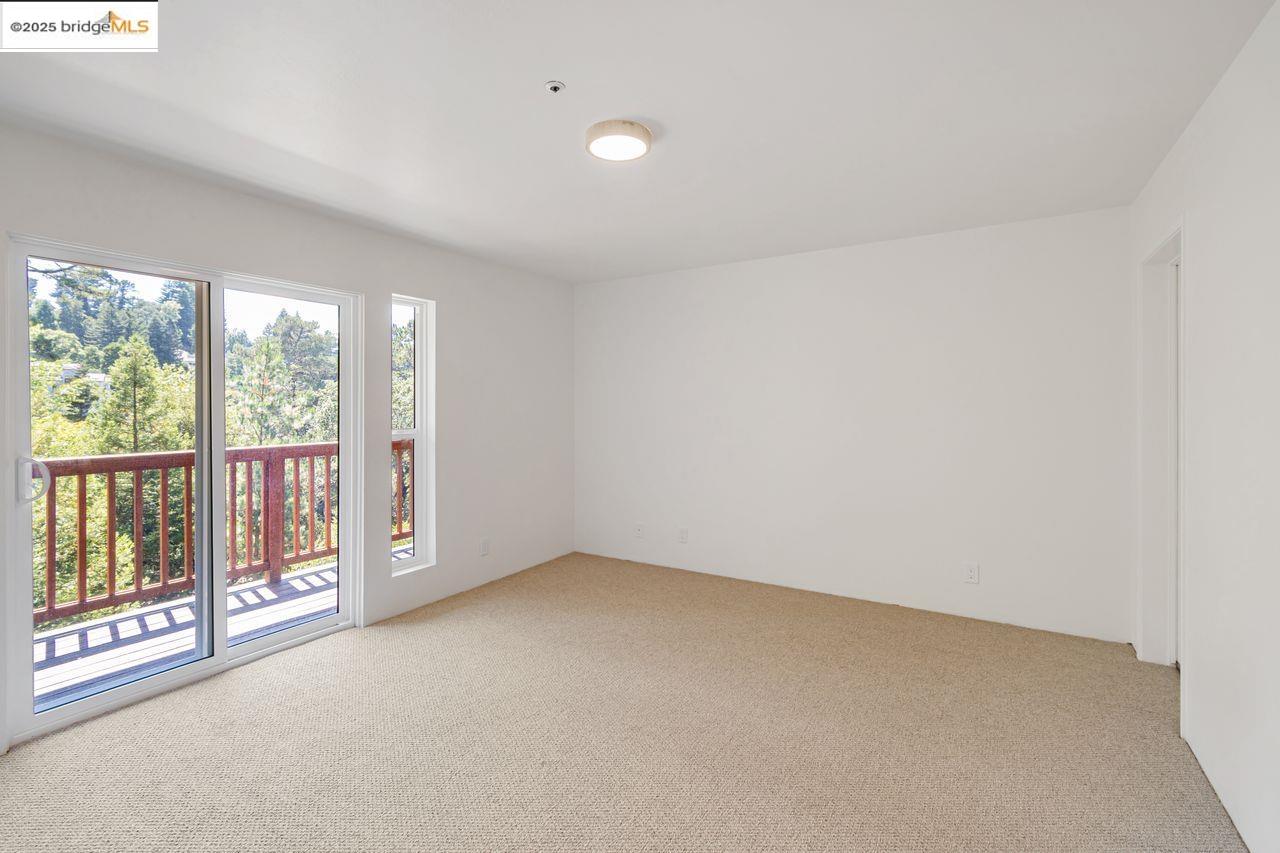 Oakland, California, 94611, United States, 4 Bedrooms Bedrooms, ,2 BathroomsBathrooms,Residential,For Sale,1906699