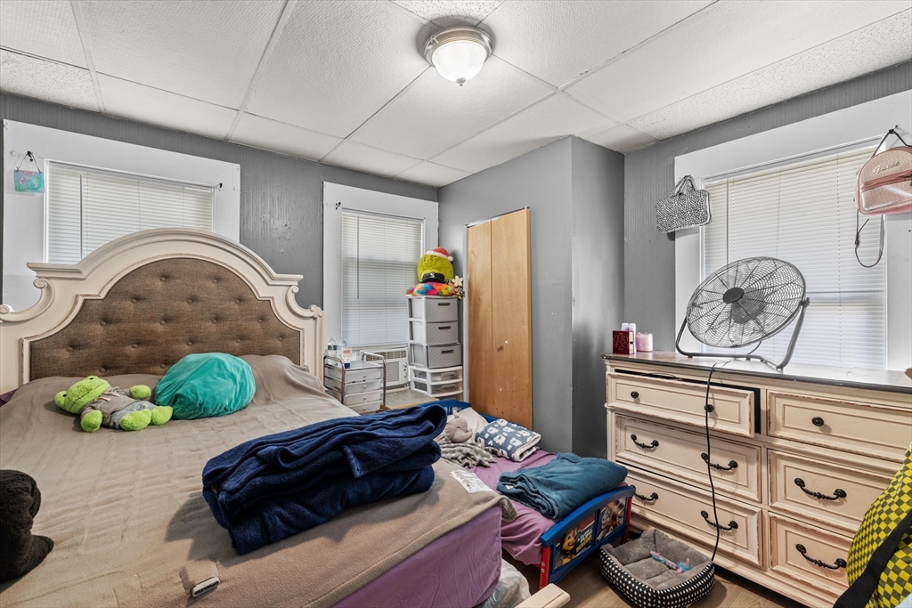 Fitchburg, Massachusetts, 01420, United States, 9 Bedrooms Bedrooms, ,3 BathroomsBathrooms,Residential,For Sale,1927899