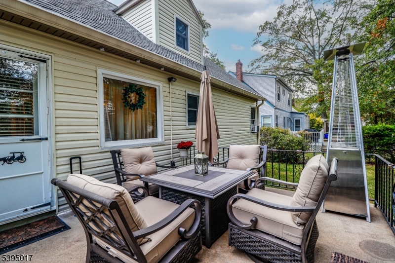 Rahway City, New Jersey, 07065, United States, 4 Bedrooms Bedrooms, ,2 BathroomsBathrooms,Residential,For Sale,1986510