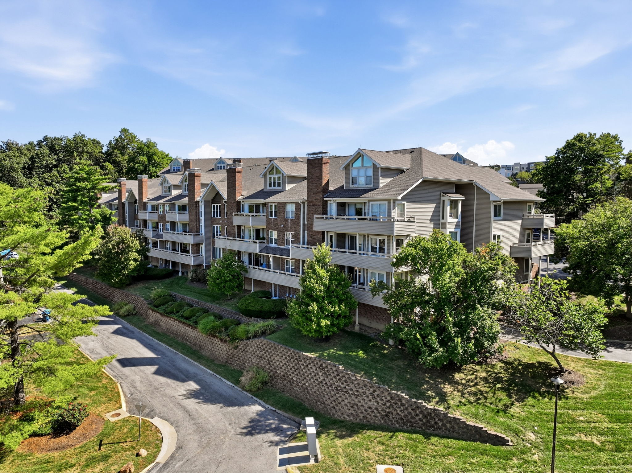  1010 Thoreau Court, St. Louis, MO 63146 - 物件實景
