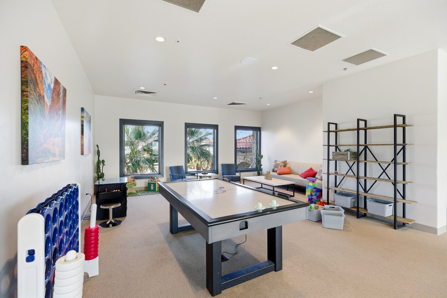  Turnkey Vacation Home With Short-Term Rental Potential - 物件實景