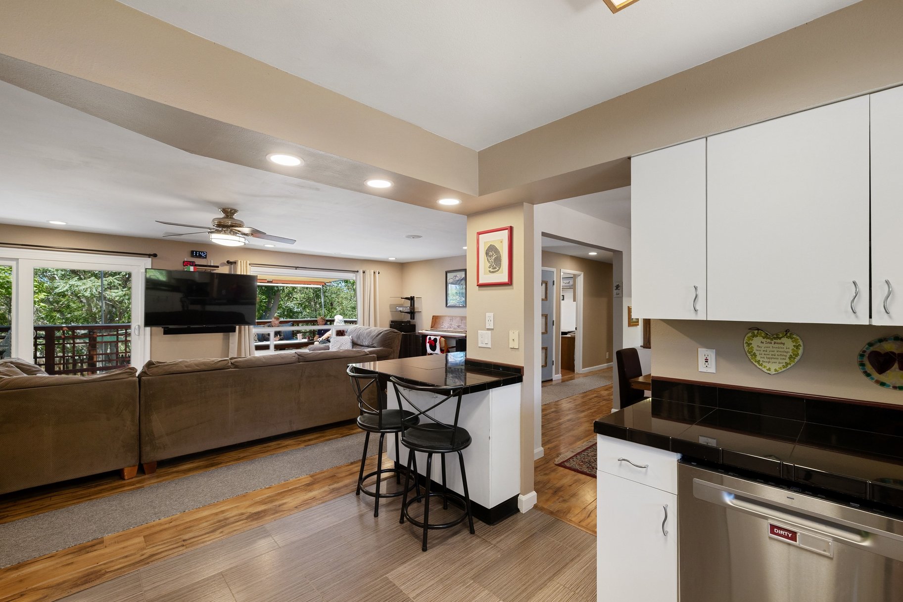  exceptional residence in a neighborhood where  homes seldom become available - 物件實景