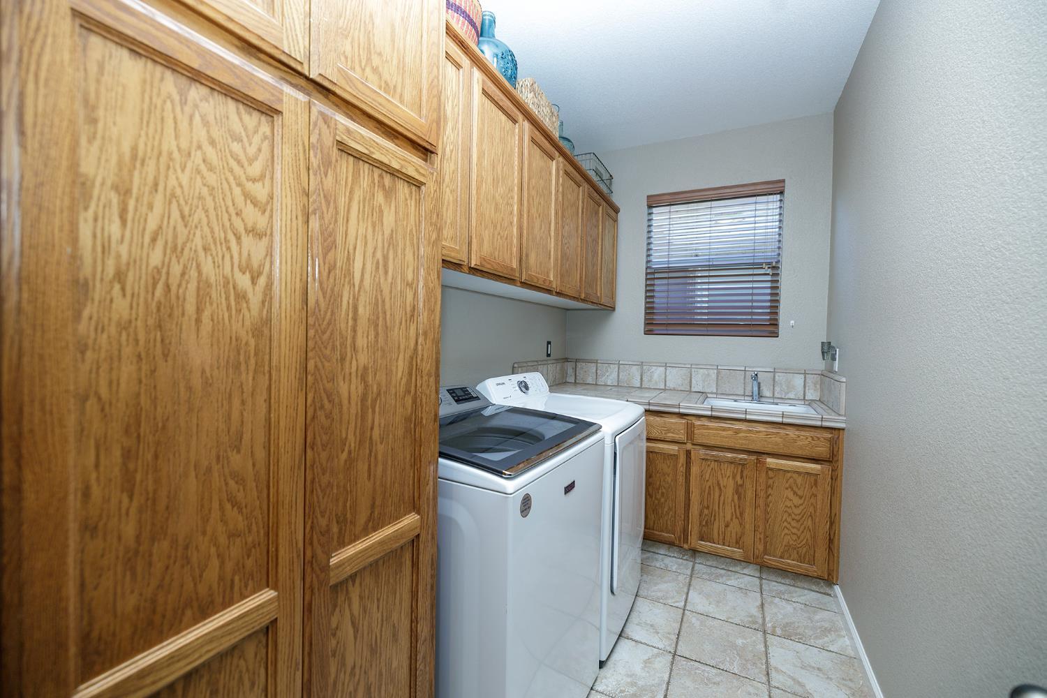 Denair, California, 95316, United States, 4 Bedrooms Bedrooms, ,3 BathroomsBathrooms,Residential,For Sale,1978328