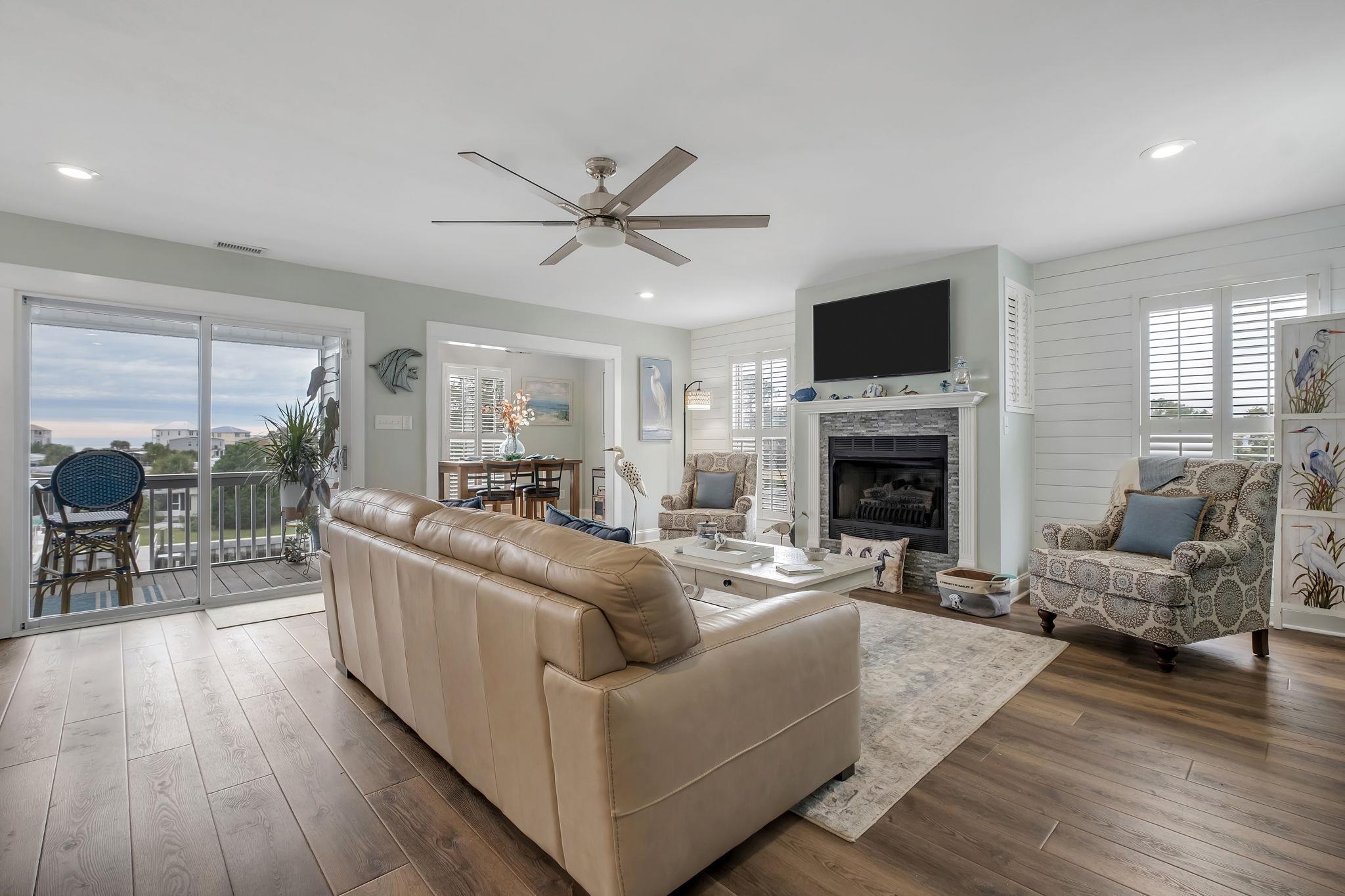 Crawfordville, Florida, 32327, United States, 4 Bedrooms Bedrooms, ,3 BathroomsBathrooms,Residential,For Sale,2003294