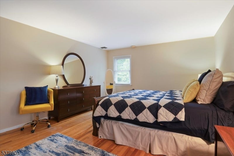 Fairfield Twp., New Jersey, 07004, United States, 3 Bedrooms Bedrooms, ,3 BathroomsBathrooms,Residential,For Sale,1923518