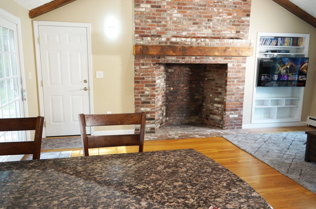 North Reading, Massachusetts, 01864, United States, 4 Bedrooms Bedrooms, ,3 BathroomsBathrooms,Residential,For Sale,1980722