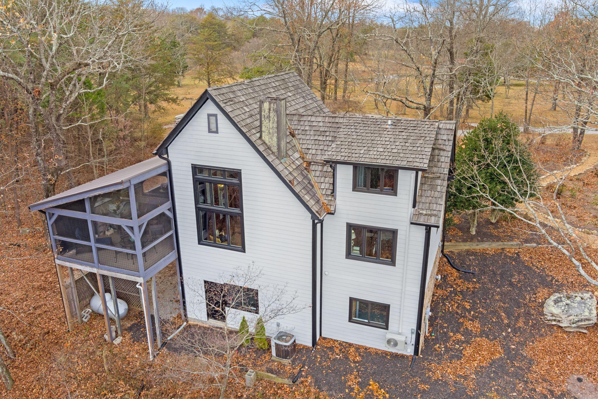 Rising Fawn, Georgia, 30738, United States, 2 Bedrooms Bedrooms, ,2 BathroomsBathrooms,Residential,For Sale,1995389