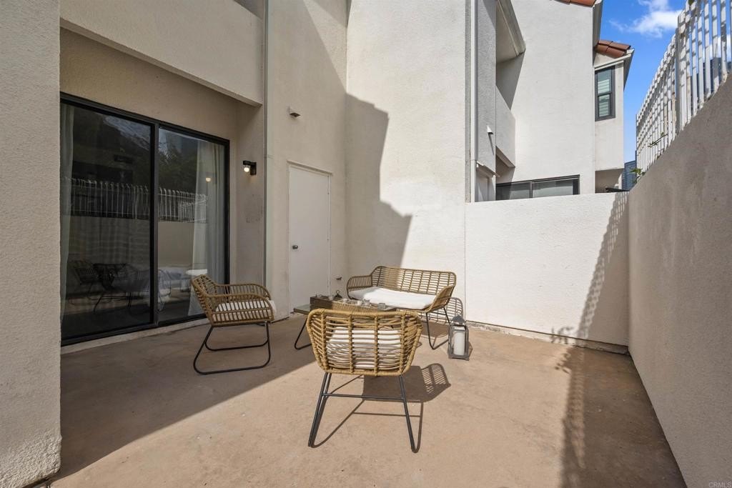 San Diego, California, 92101, United States, 1 Bedroom Bedrooms, ,1 BathroomBathrooms,Residential,For Sale,1996948