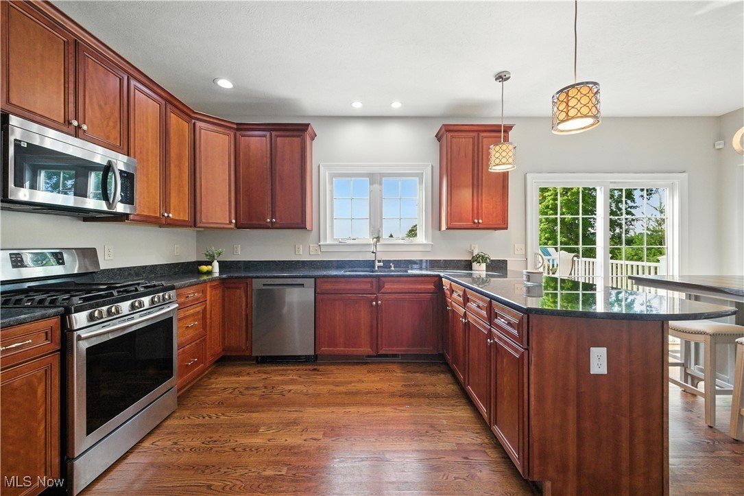 Columbiana, Ohio, 44408, United States, 4 Bedrooms Bedrooms, ,4 BathroomsBathrooms,Residential,For Sale,1977741