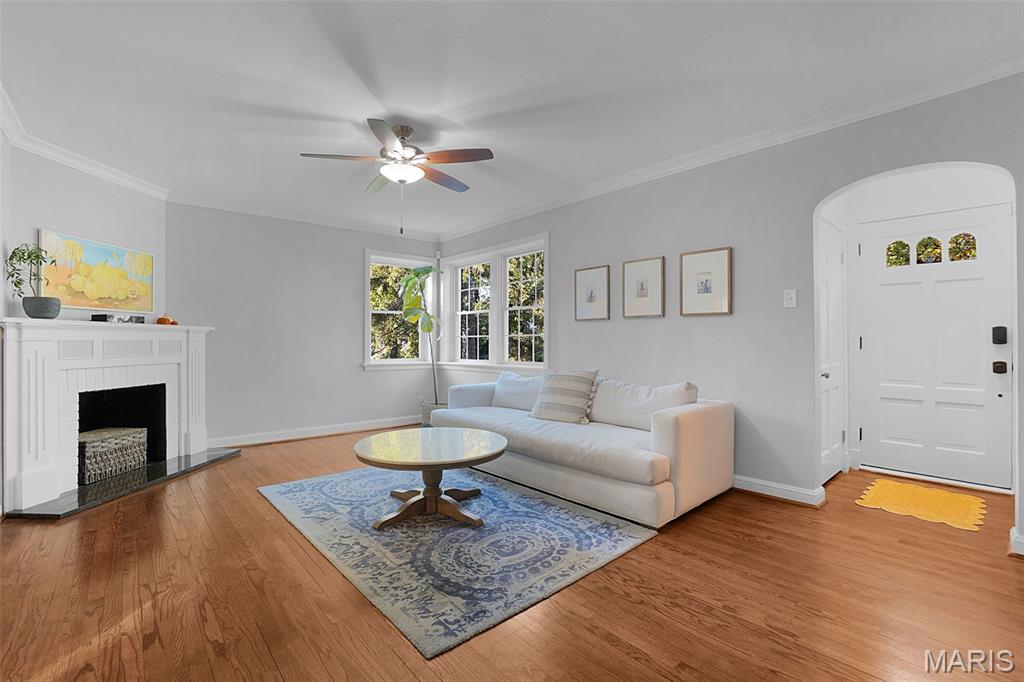 Warson Woods, Missouri, 63122, United States, 4 Bedrooms Bedrooms, ,3 BathroomsBathrooms,Residential,For Sale,1987966