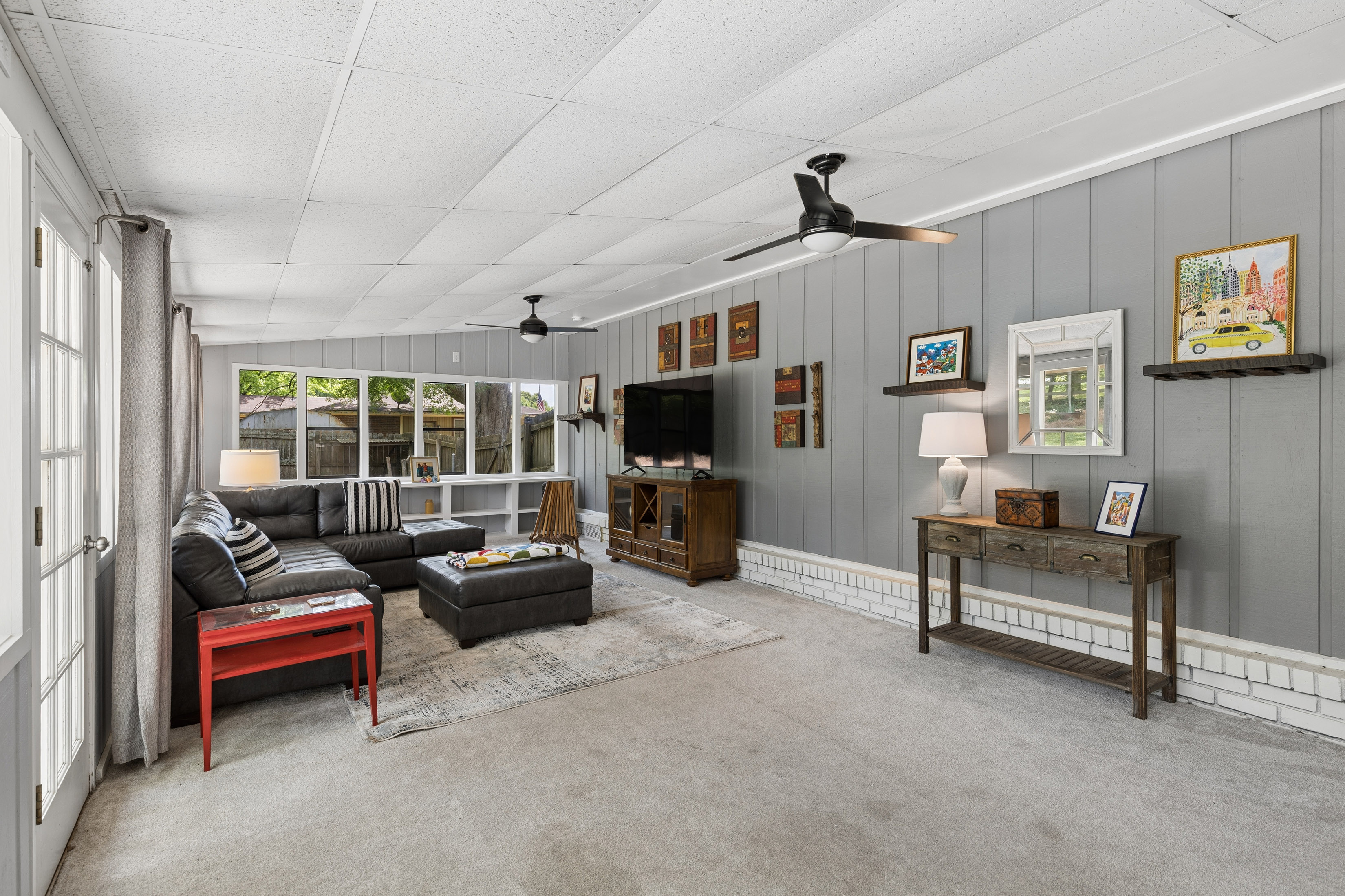  Spacious Ranch with Backyard Retreat in Powder Springs - 物件實景