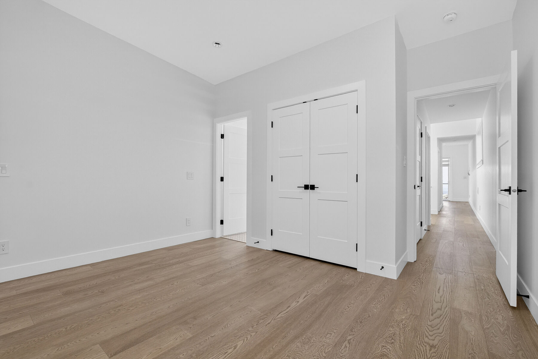  Spacious & Bright - 物件實景