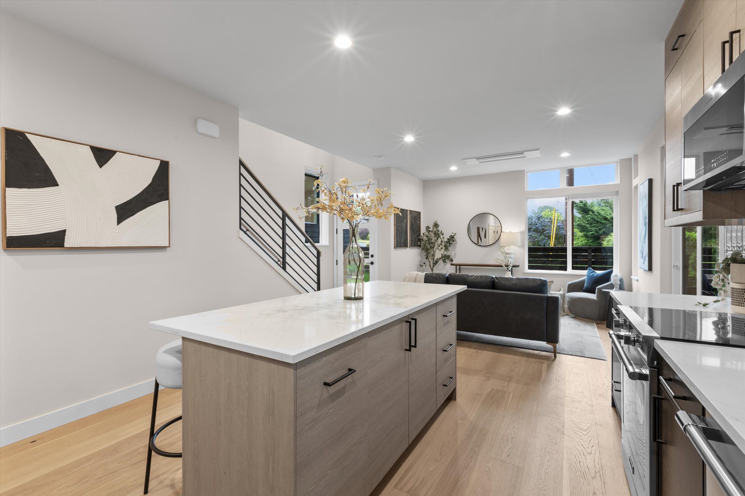  4235 S Bradford St, Seattle, WA 98118 - 物件實景