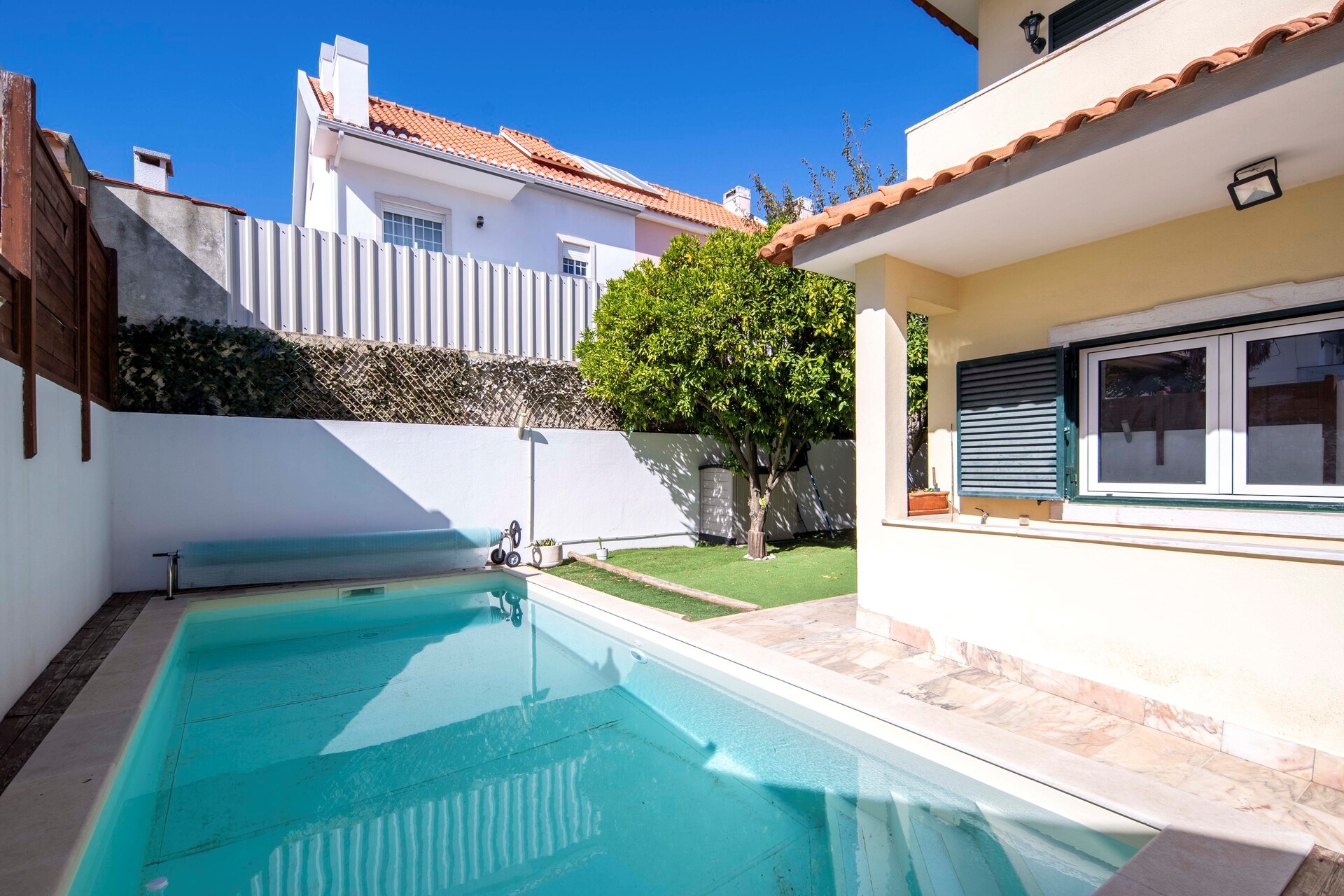 Cascais, Lisbon, 2645-243, PT, 4 Bedrooms Bedrooms, ,3 BathroomsBathrooms,Residential,For Sale,1698924
