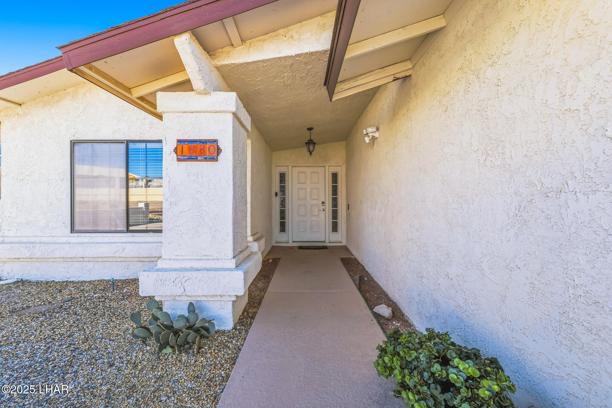 Lake Havasu City, Arizona, 86404, United States, 4 Bedrooms Bedrooms, ,2 BathroomsBathrooms,Residential,For Sale,2002177