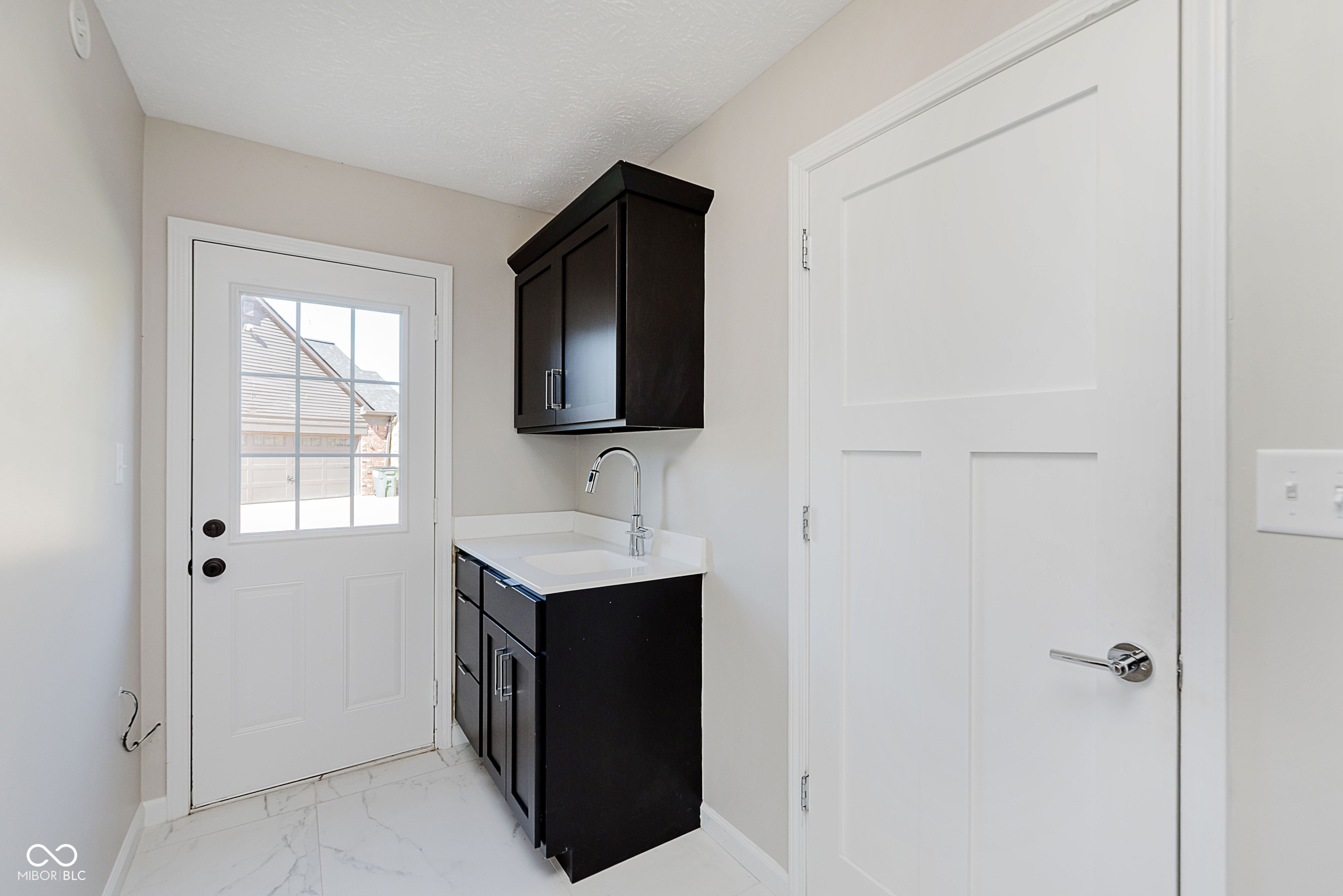 Greenwood, Indiana, 46143, United States, 4 Bedrooms Bedrooms, ,3 BathroomsBathrooms,Residential,For Sale,1976804