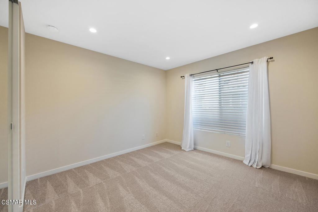 Westlake Village, California, 91361, United States, 3 Bedrooms Bedrooms, ,2 BathroomsBathrooms,Residential,For Sale,1989319