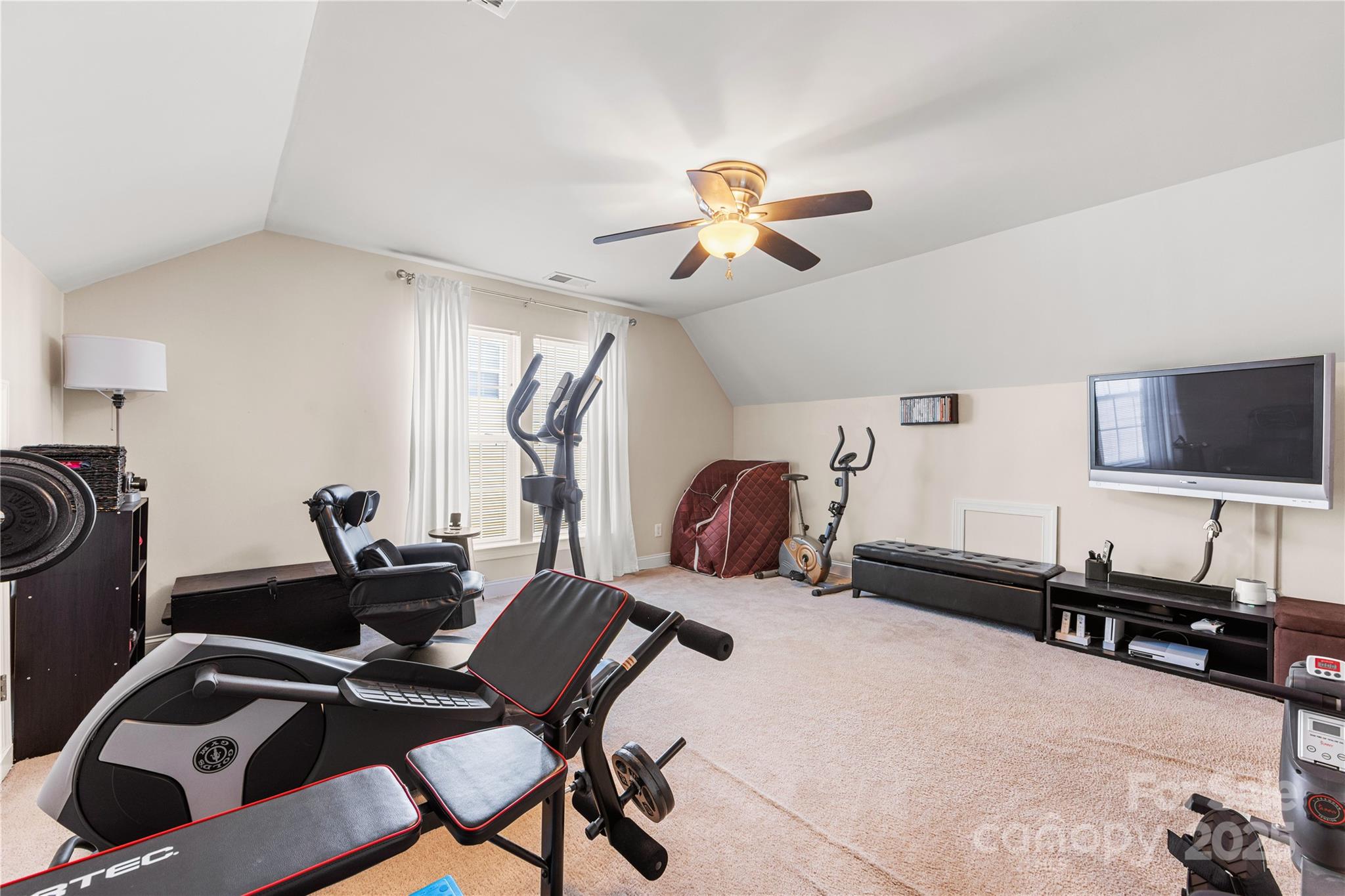 Huntersville, North Carolina, 28078, United States, 4 Bedrooms Bedrooms, ,3 BathroomsBathrooms,Residential,For Sale,1969011