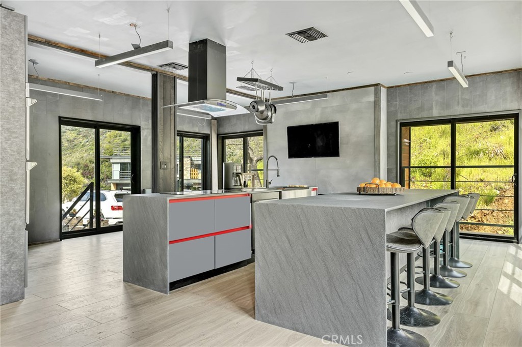 Calabasas, California, 91302, United States, 5 Bedrooms Bedrooms, ,3 BathroomsBathrooms,Residential,For Sale,1742769