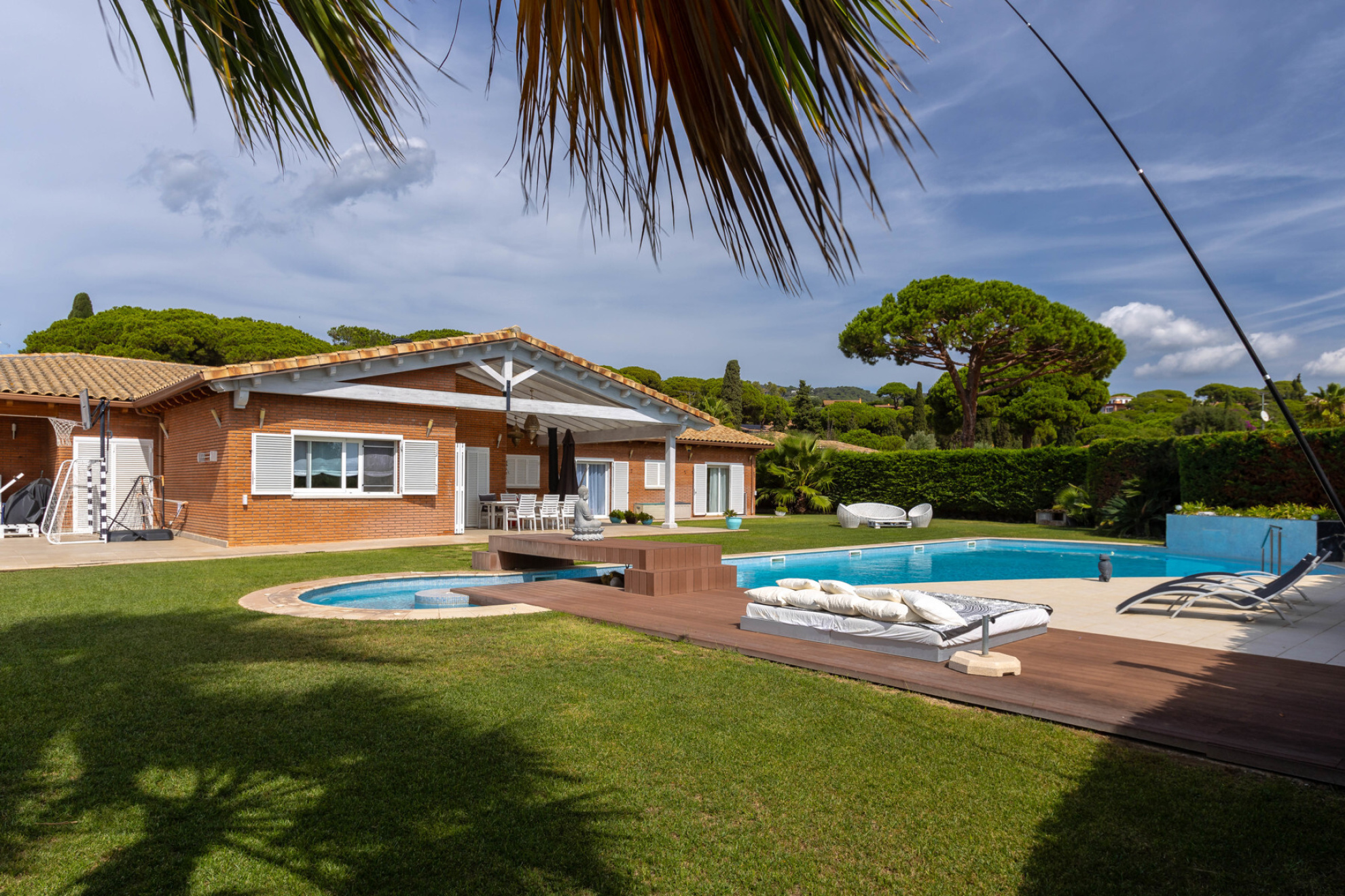  Great property in the most exclusive area of the coast of Barcelona. - 物件實景