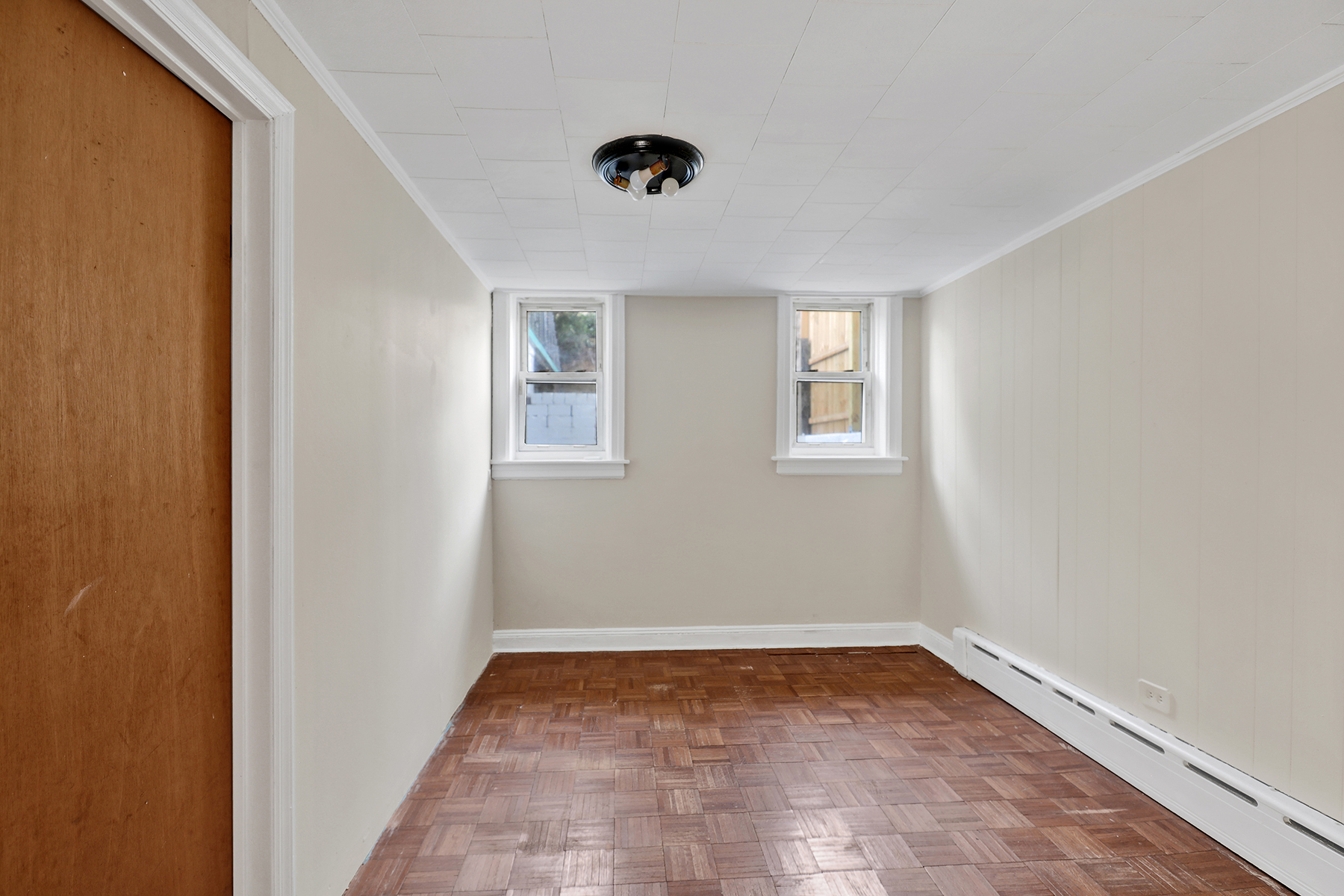 Brooklyn, New York, 11234, United States, 3 Bedrooms Bedrooms, ,2 BathroomsBathrooms,Residential,For Sale,1974509