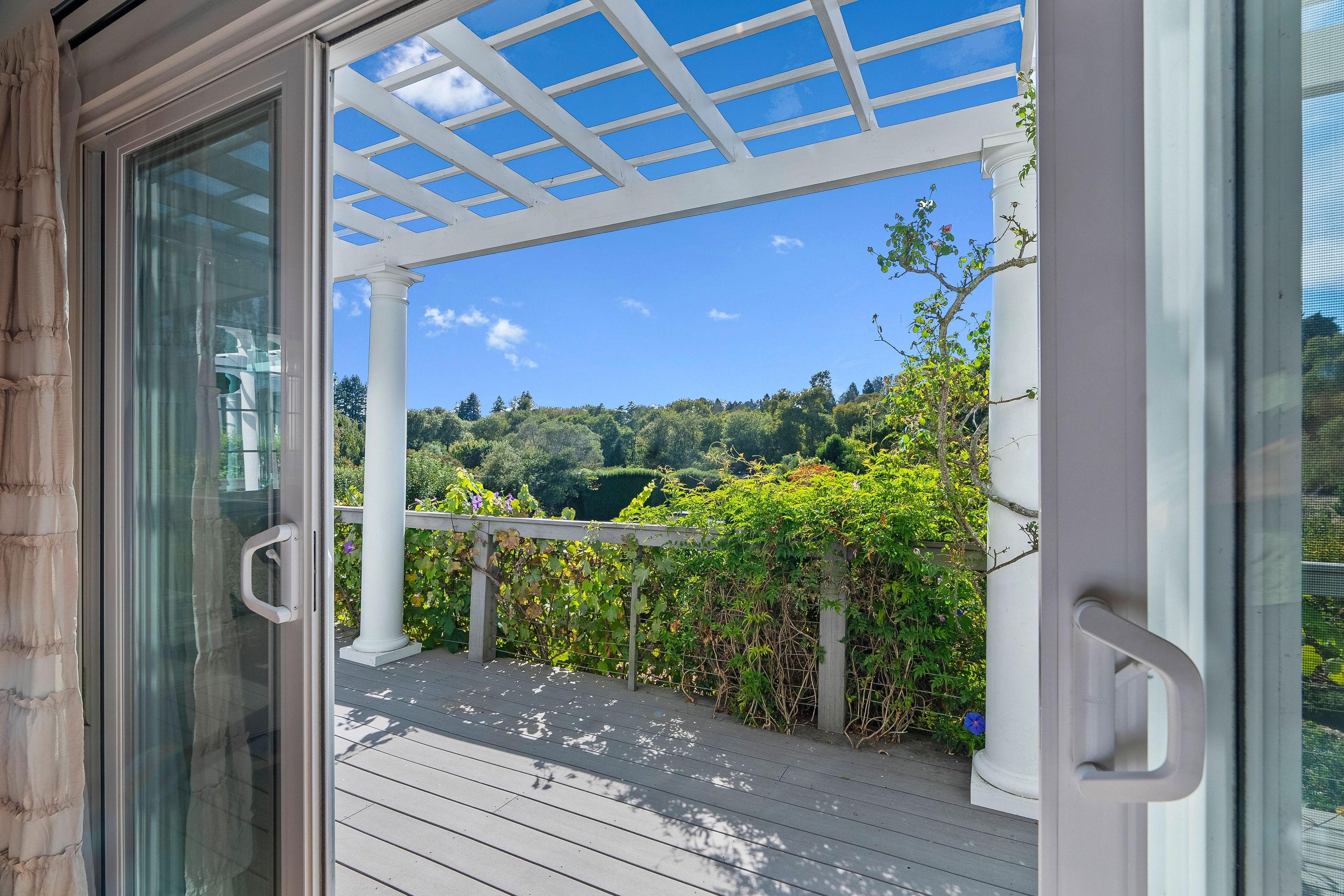  3999 Cherryvale Avenue, Soquel - 物件實景