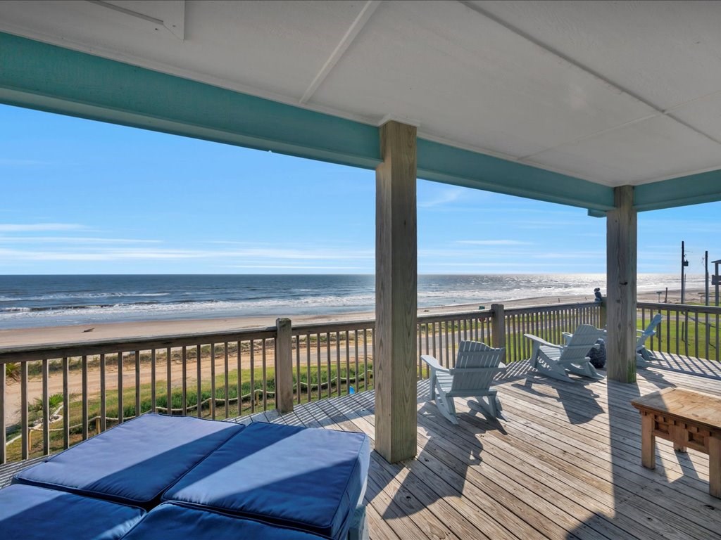 Gilchrist, Texas, 77617, United States, 3 Bedrooms Bedrooms, ,3 BathroomsBathrooms,Residential,For Sale,1978156