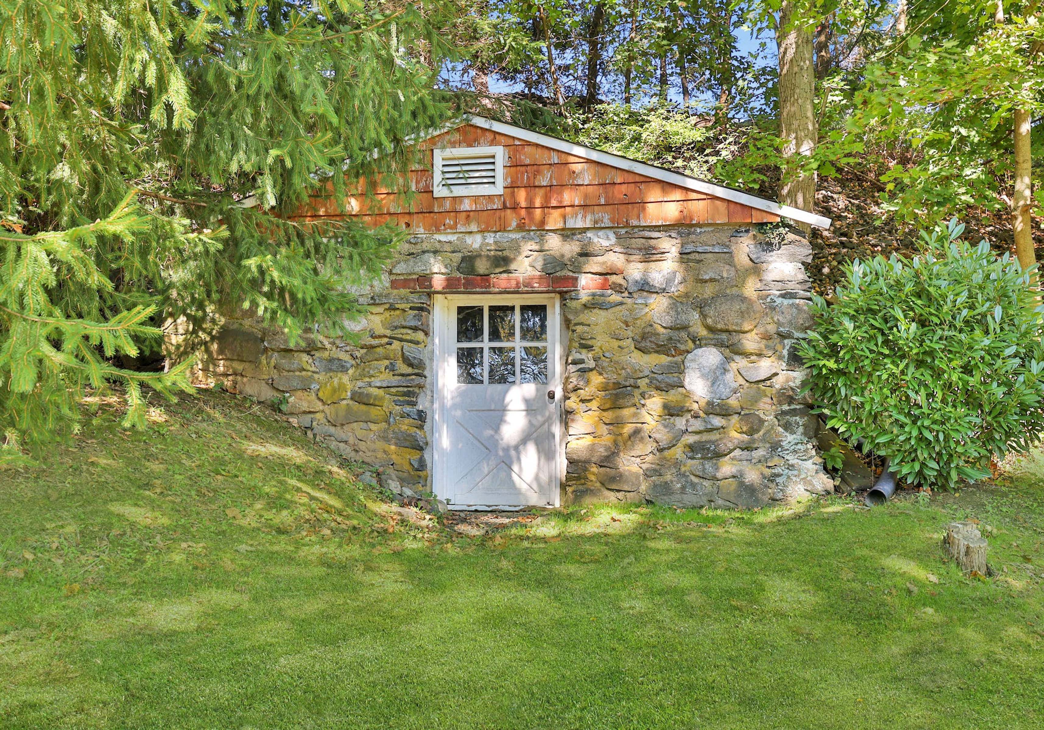  Rare chance to own a cherished piece of the historic Warburg Estate. - 物件實景