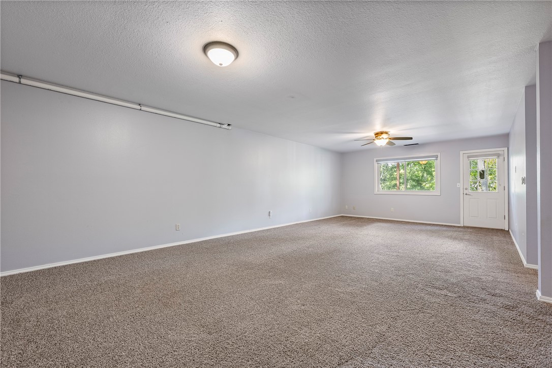 Rogers, Arkansas, 72756, United States, 4 Bedrooms Bedrooms, ,3 BathroomsBathrooms,Residential,For Sale,1925135