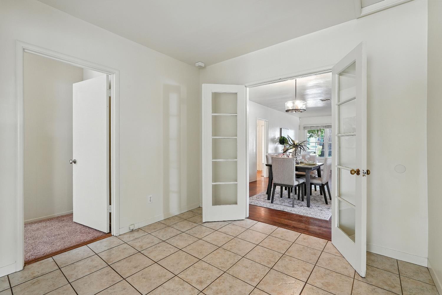 Sacramento, California, 95820, United States, 3 Bedrooms Bedrooms, ,2 BathroomsBathrooms,Residential,For Sale,1940182