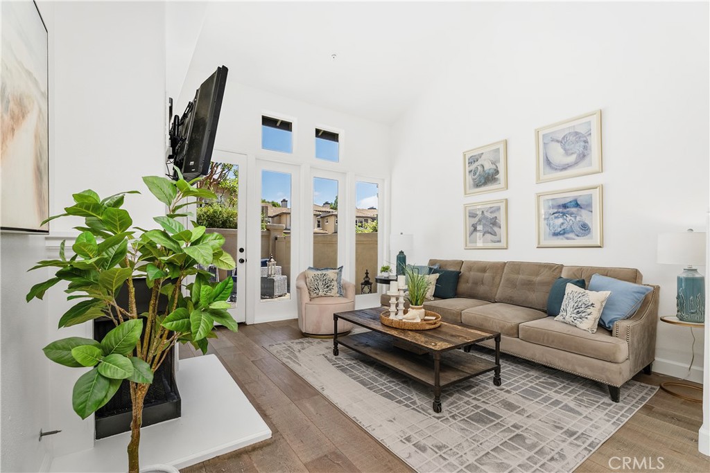 Laguna Niguel, California, 92677, United States, 2 Bedrooms Bedrooms, ,2 BathroomsBathrooms,Residential,For Sale,1947960