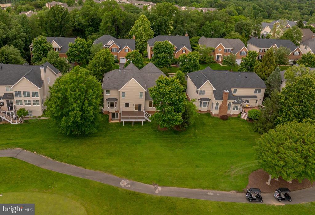 Ashburn, Virginia, 20147, United States, 5 Bedrooms Bedrooms, ,6 BathroomsBathrooms,Residential,For Sale,1839490
