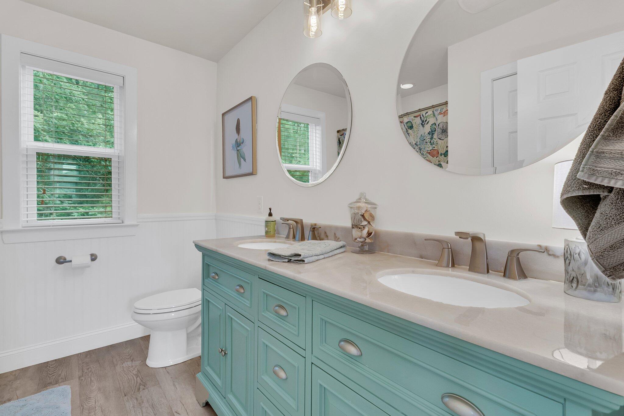 Charleston, South Carolina, 29414, United States, 4 Bedrooms Bedrooms, ,3 BathroomsBathrooms,Residential,For Sale,1979089