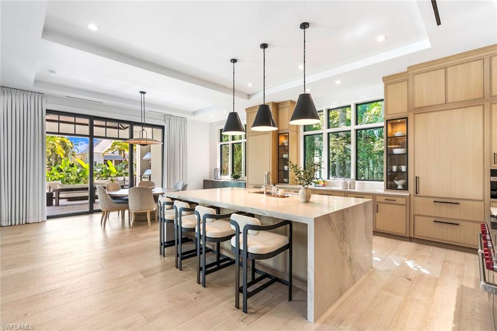 Naples, Florida, 34102, United States, 4 Bedrooms Bedrooms, ,6 BathroomsBathrooms,Residential,For Sale,2003055