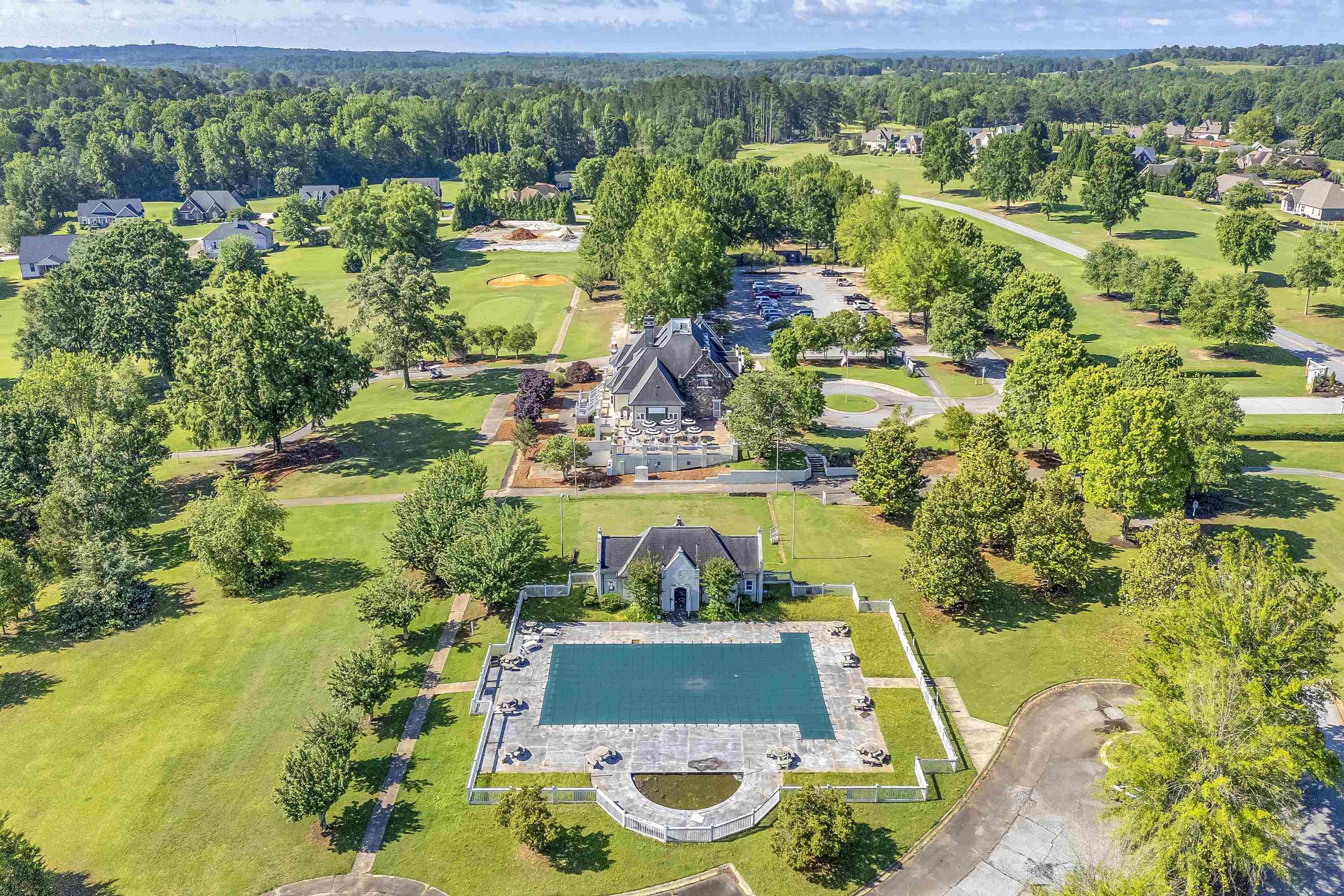Campobello, South Carolina, 29322, United States, 4 Bedrooms Bedrooms, ,5 BathroomsBathrooms,Residential,For Sale,1828084