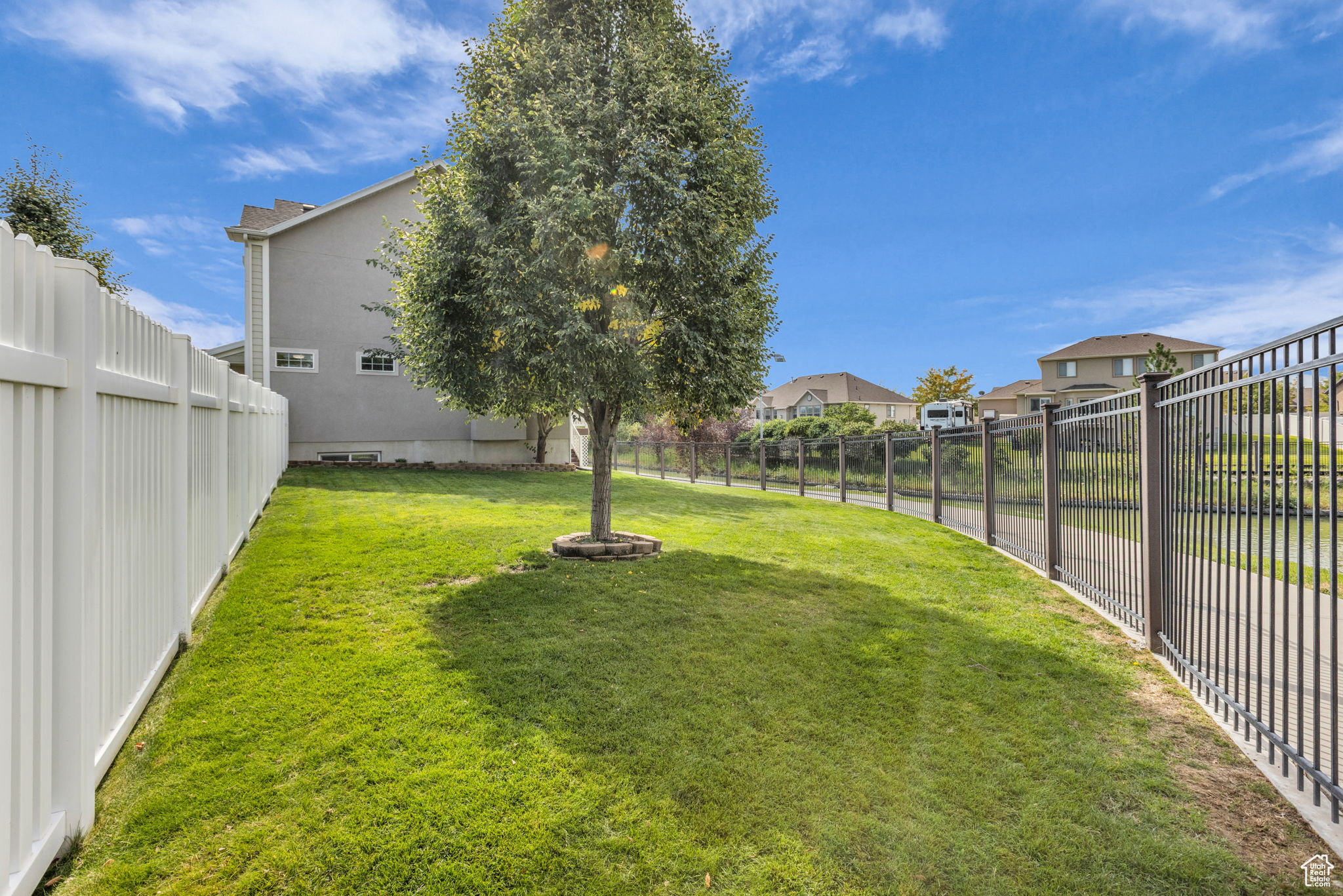 West Valley City, Utah, 84120, United States, 5 Bedrooms Bedrooms, ,4 BathroomsBathrooms,Residential,For Sale,1940375