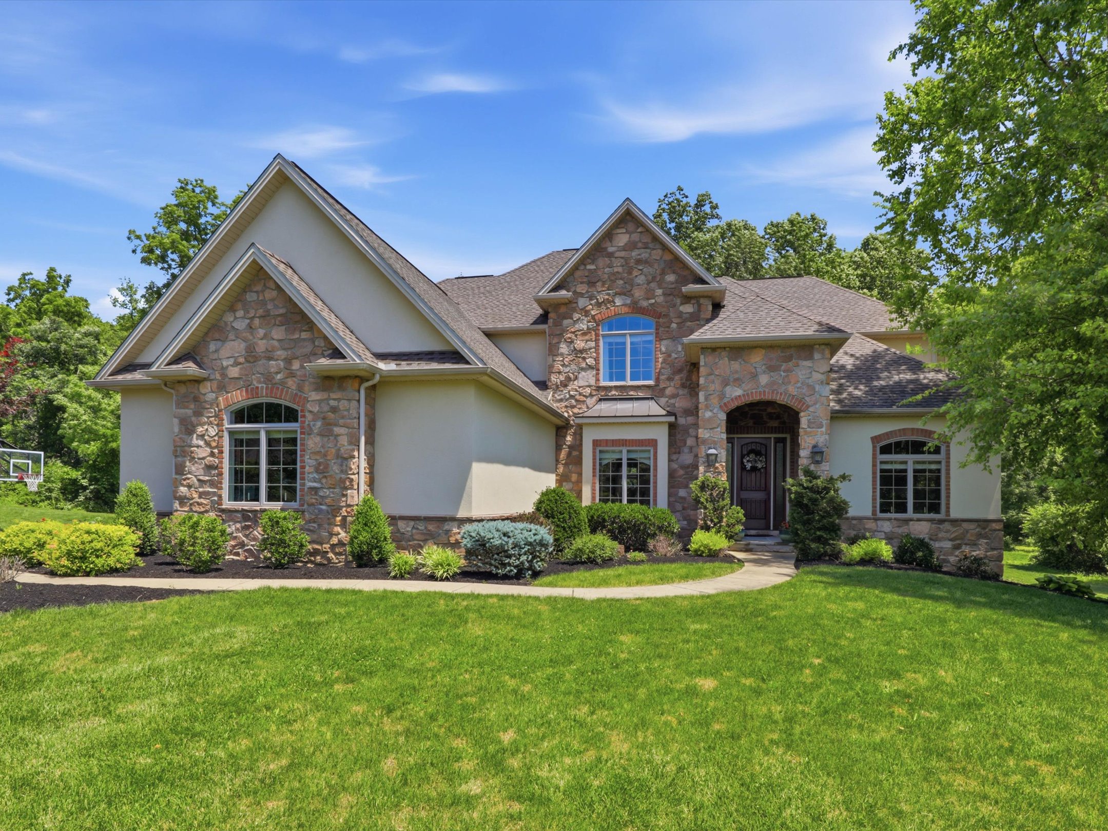  1392 Fox Hill Dr, Palmyra, PA 17078 - 物件實景
