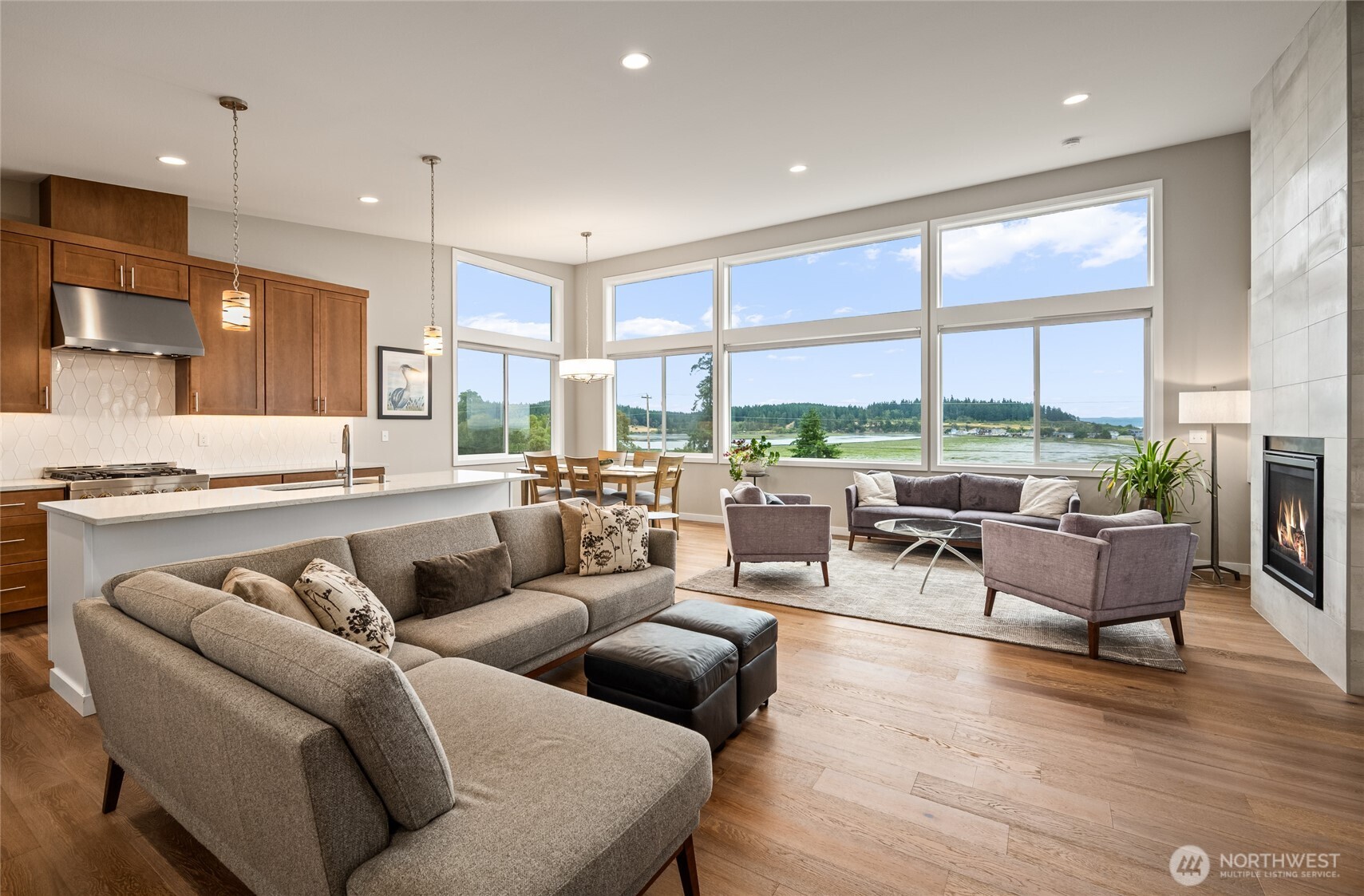 Camano Island, Washington, 98282, United States, 3 Bedrooms Bedrooms, ,2 BathroomsBathrooms,Residential,For Sale,1914159