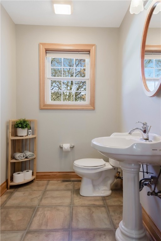 Chippewa Falls, Wisconsin, 54729, United States, 3 Bedrooms Bedrooms, ,4 BathroomsBathrooms,Residential,For Sale,1994232