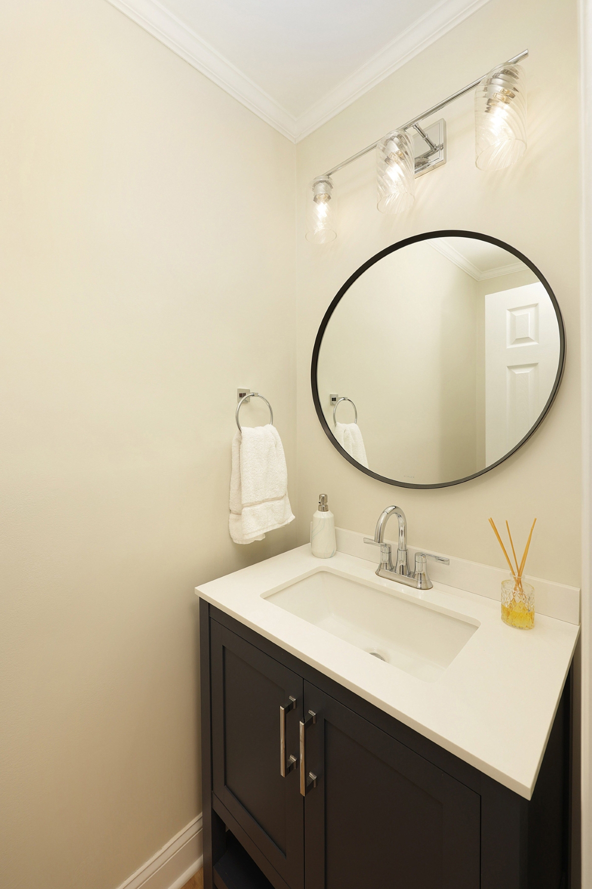  ?Sunrise? Beautifully Updated and Thoughtfully Renovated Condominium - 物件實景