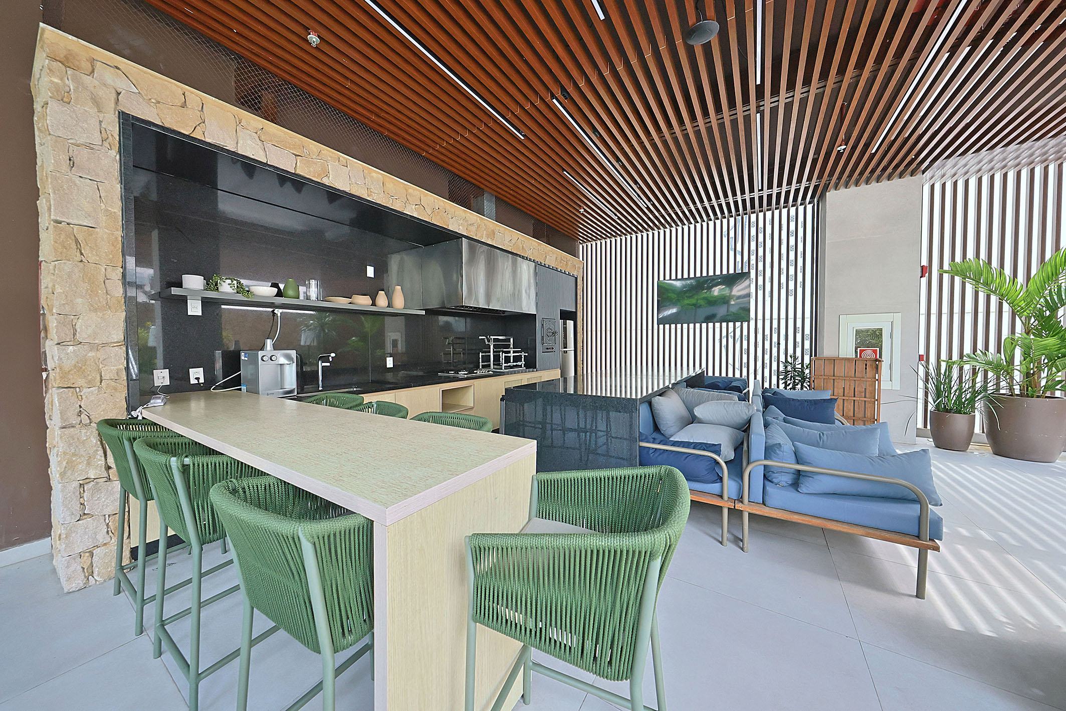  New apartment with three suites and high-end amenities - 物件實景