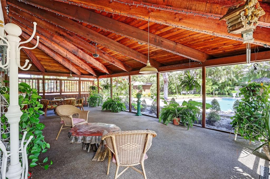 Seminole, Florida, 33776, United States, 3 Bedrooms Bedrooms, ,3 BathroomsBathrooms,Residential,For Sale,1989407