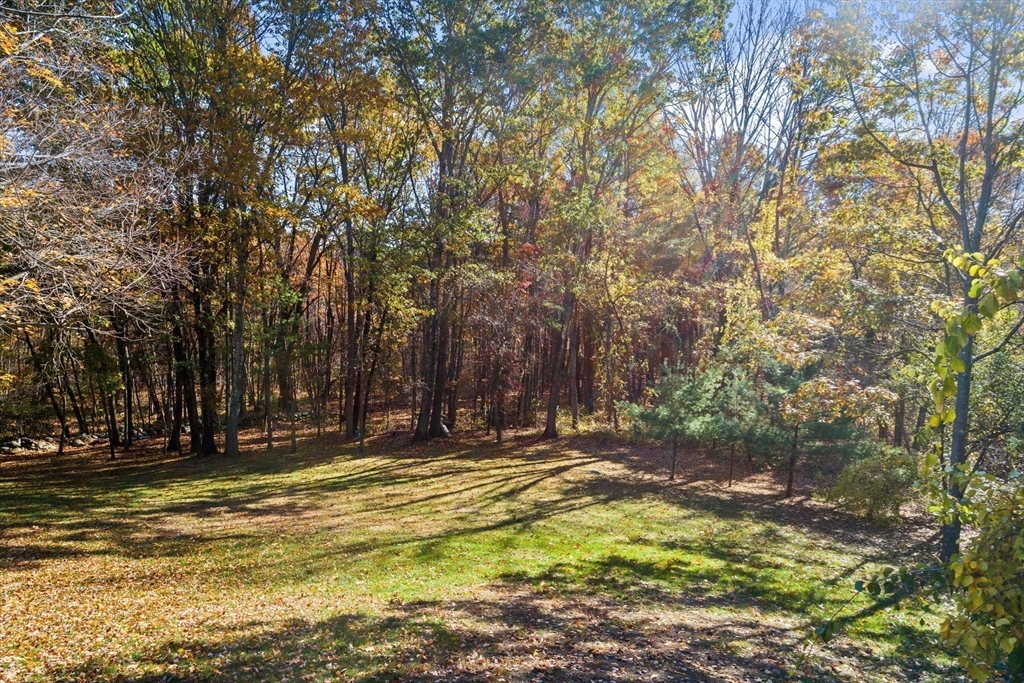 Methuen, Massachusetts, 01844, United States, 3 Bedrooms Bedrooms, ,1 BathroomBathrooms,Residential,For Sale,1981024