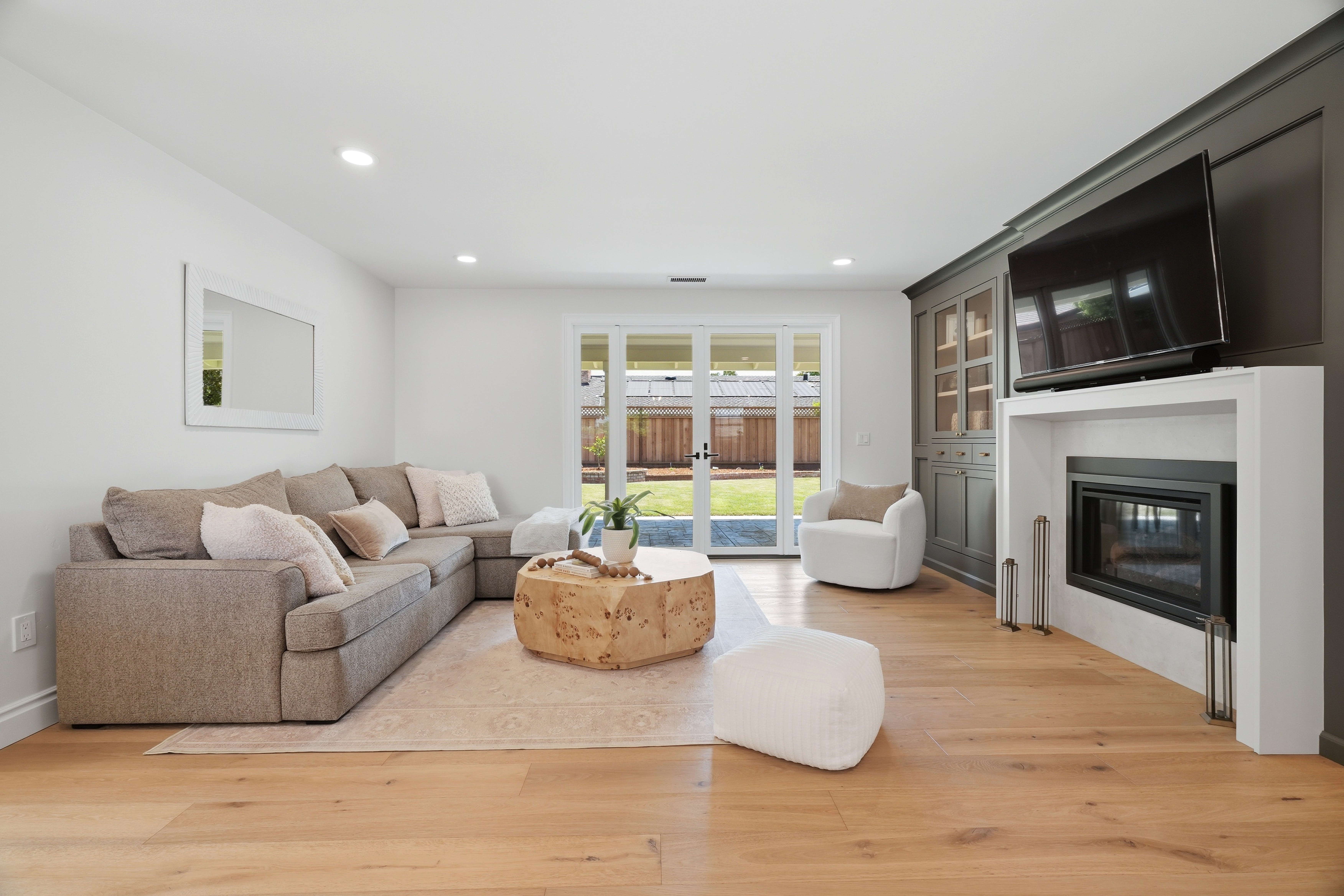  Luxury Campbell Living - 物件實景